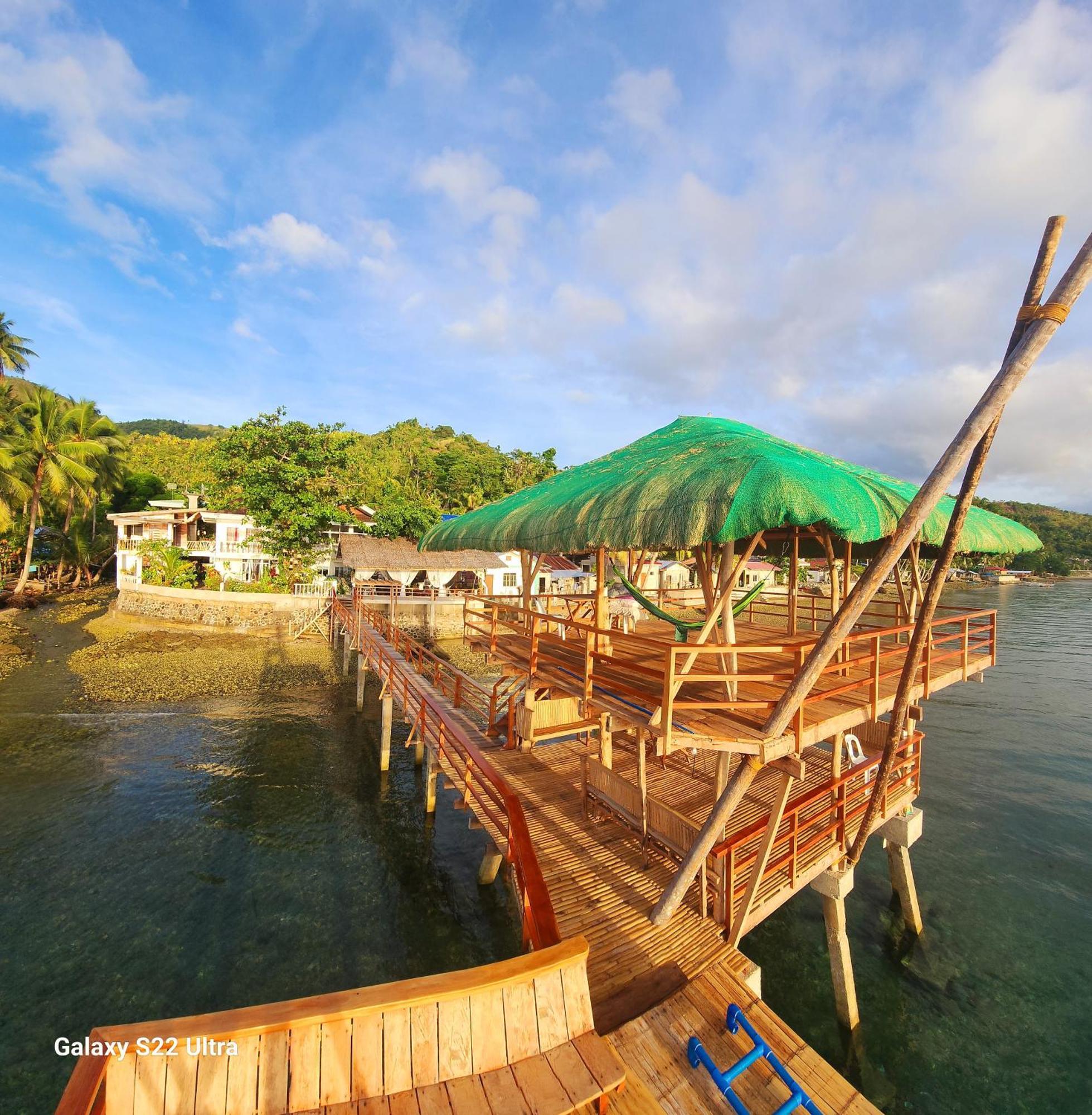 Chue&Larry'S Beachside Homestay Libagon Exteriér fotografie