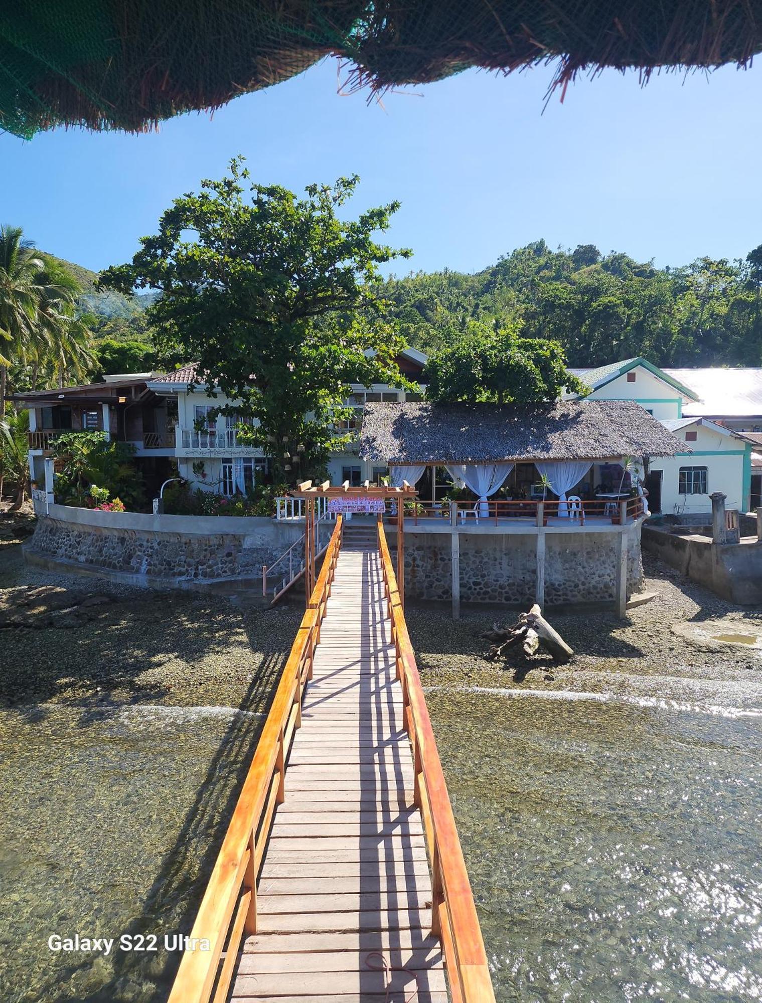 Chue&Larry'S Beachside Homestay Libagon Exteriér fotografie